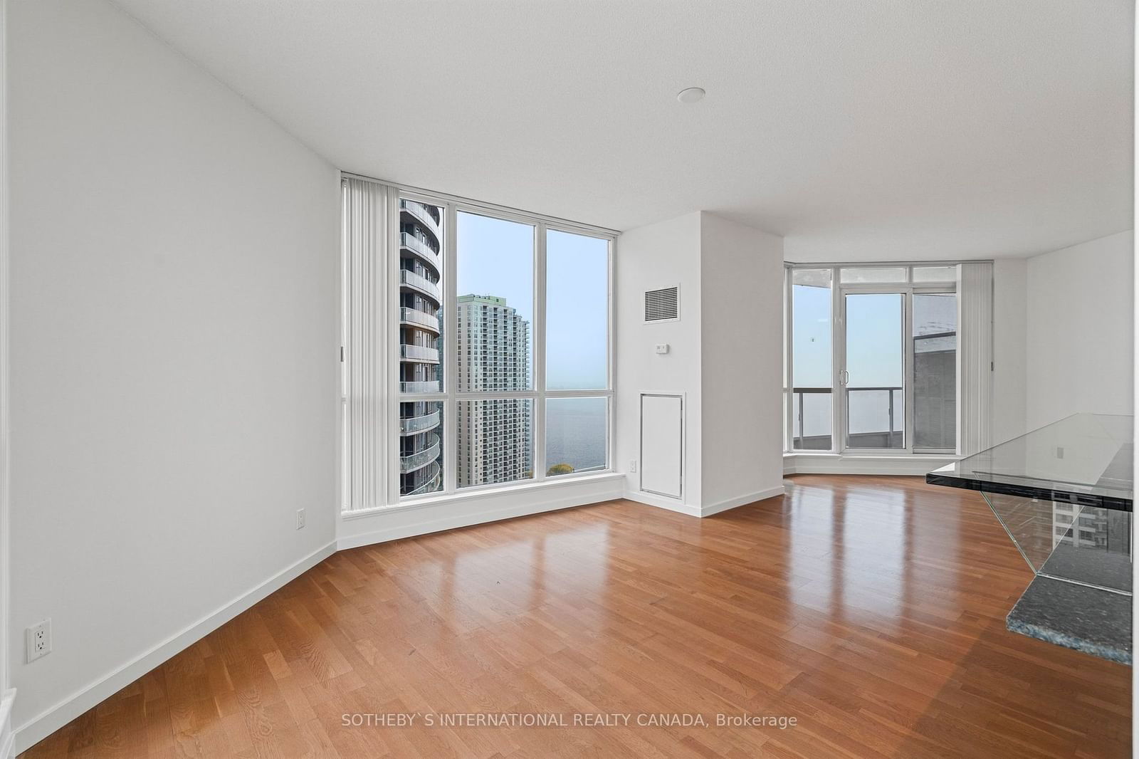 218 Queens Quay W, unit 2502 for rent