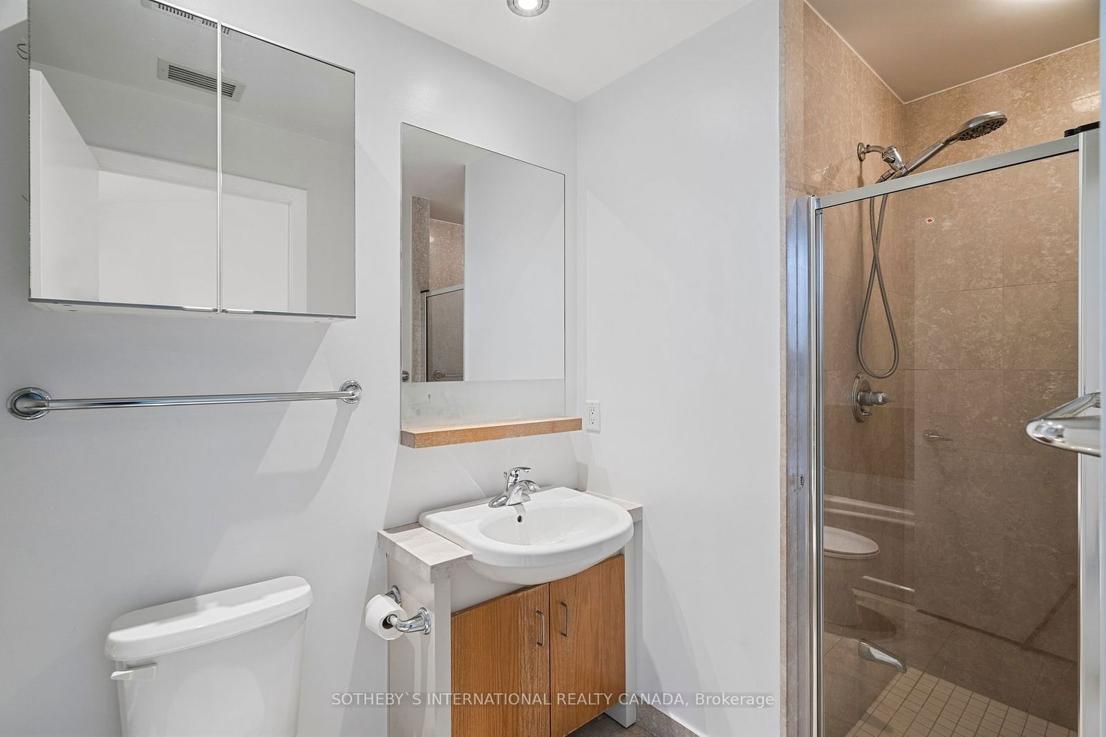 218 Queens Quay W, unit 2502 for rent