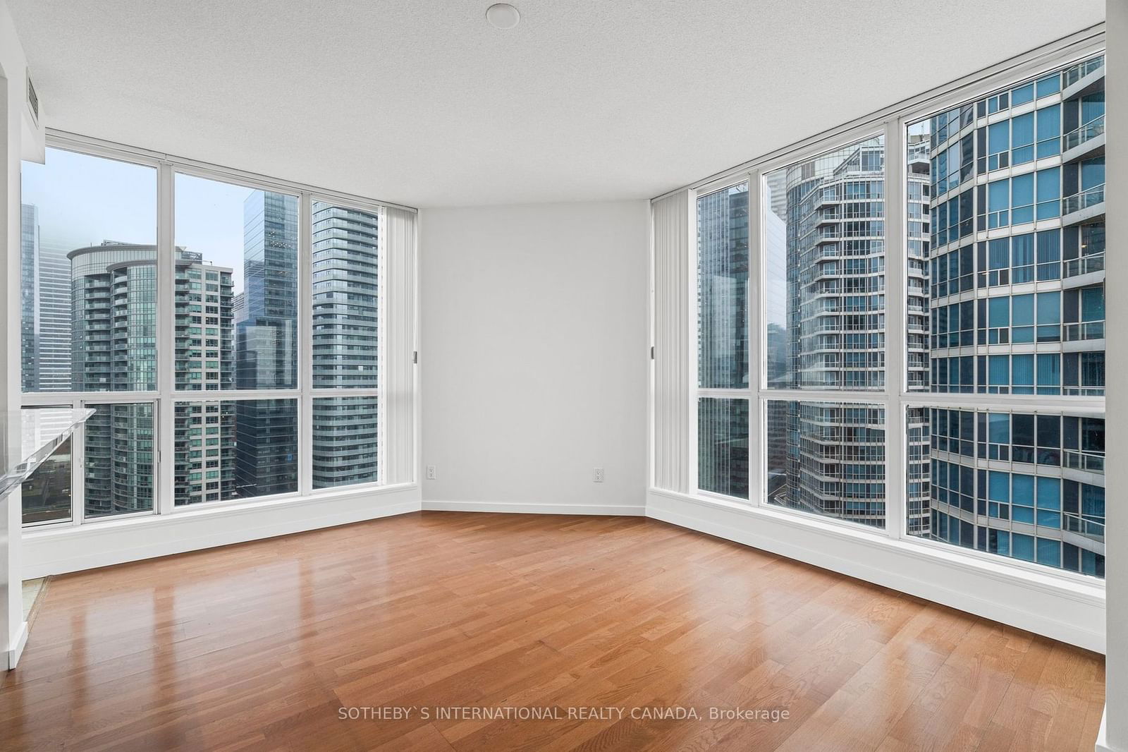 218 Queens Quay W, unit 2502 for rent