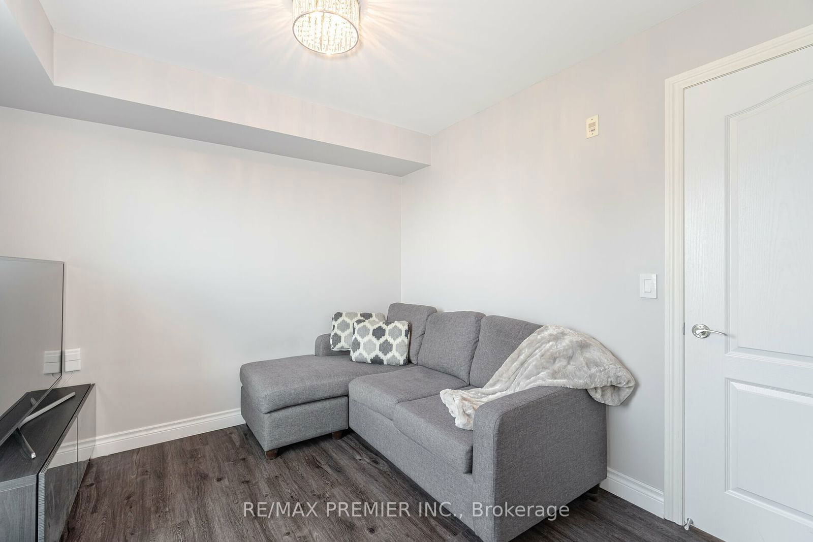 1030 Sheppard Ave W, unit 512 for sale