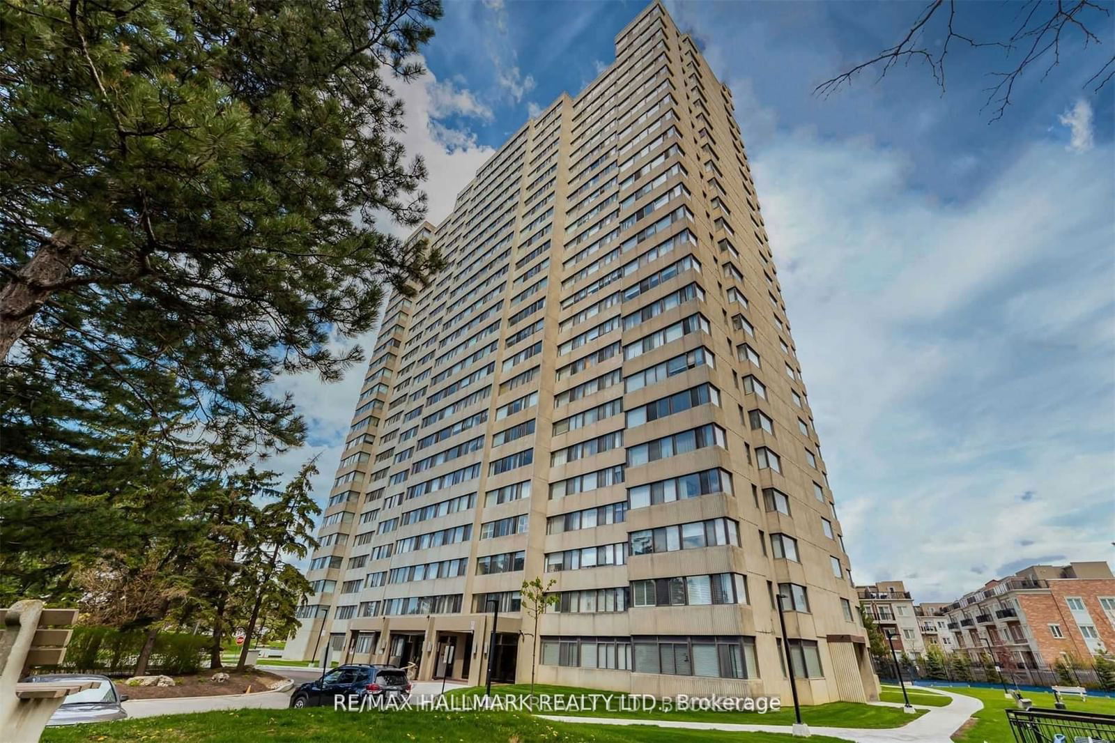 133 Torresdale Ave, unit 501 for rent