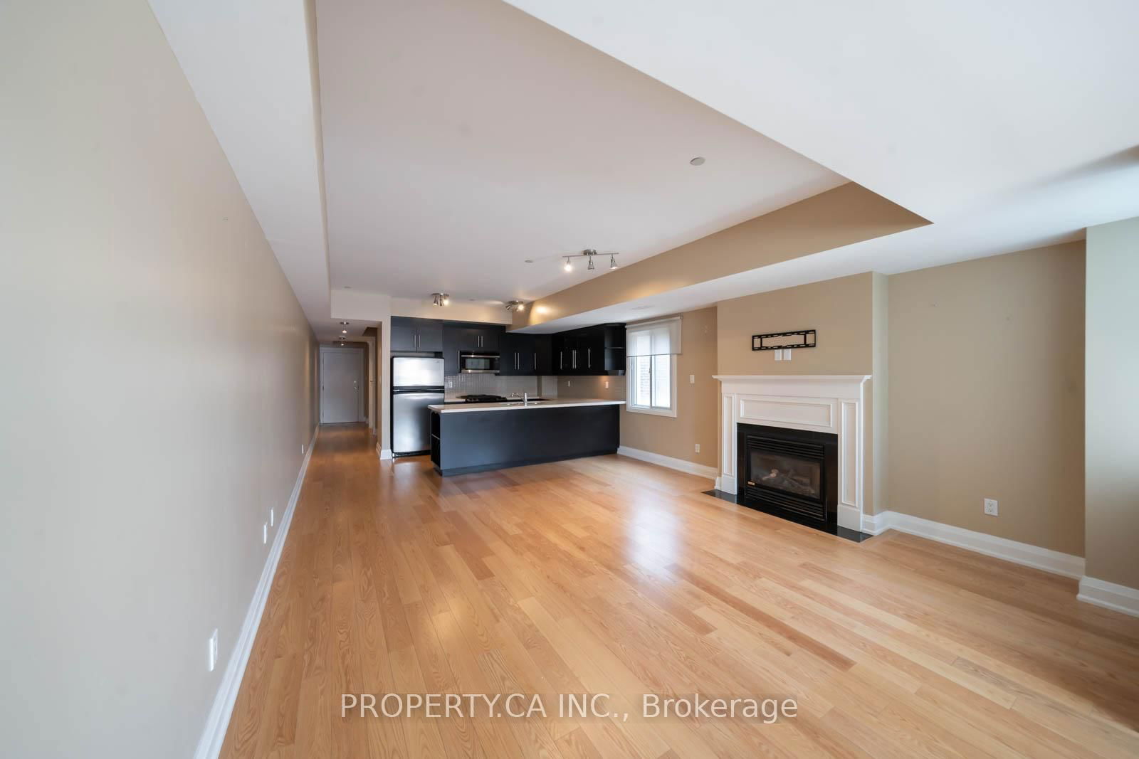 473 Dupont St, unit 1 for sale