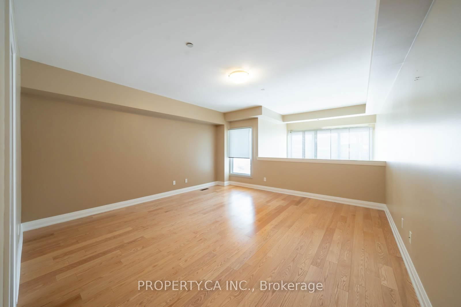 473 Dupont St, unit 1 for sale