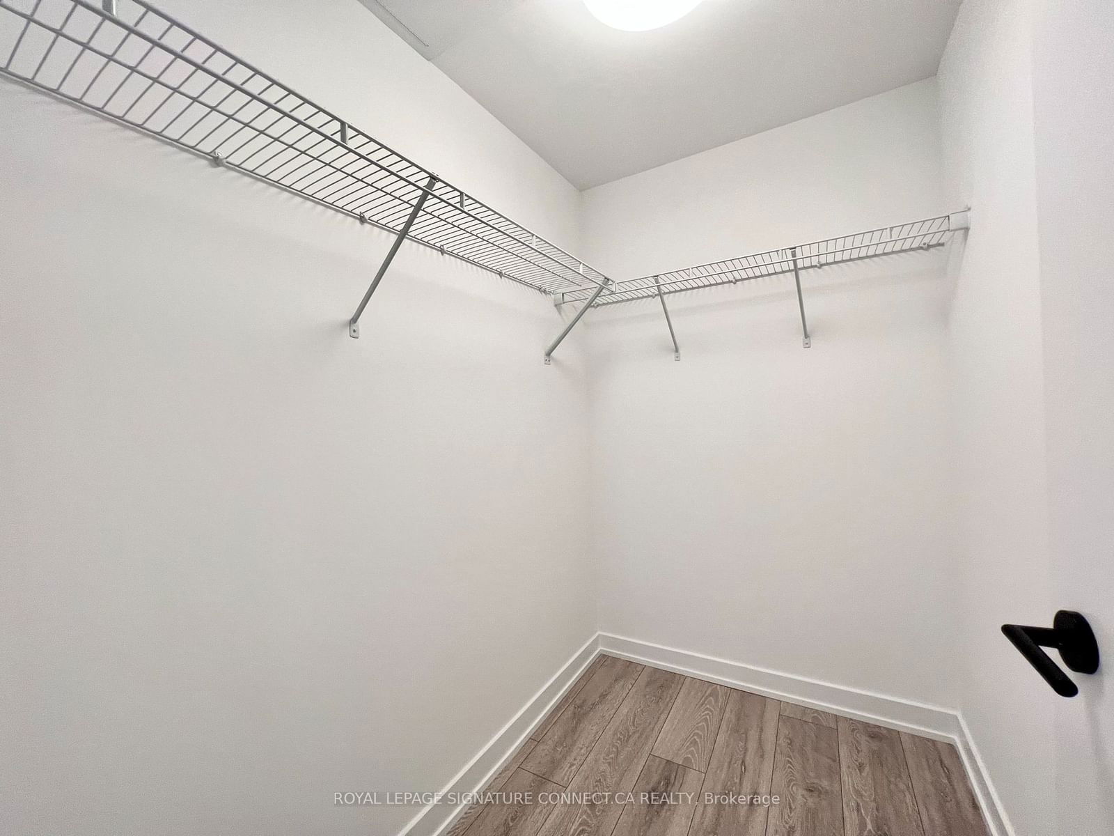 108 Peter St, unit 1107 for rent