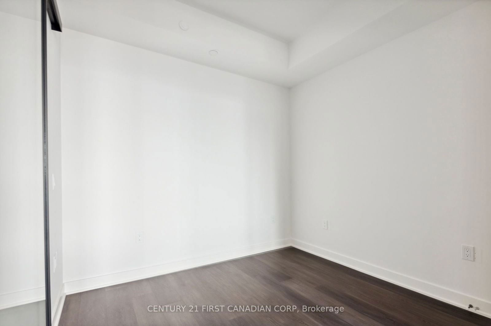 55 Charles St E, unit 3404 for rent