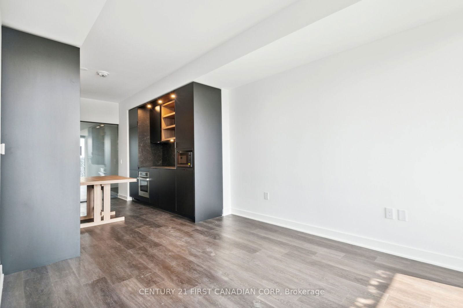 55 Charles St E, unit 3404 for rent