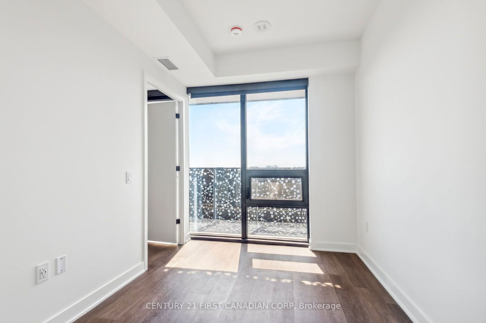 55 Charles St E, unit 3404 for rent