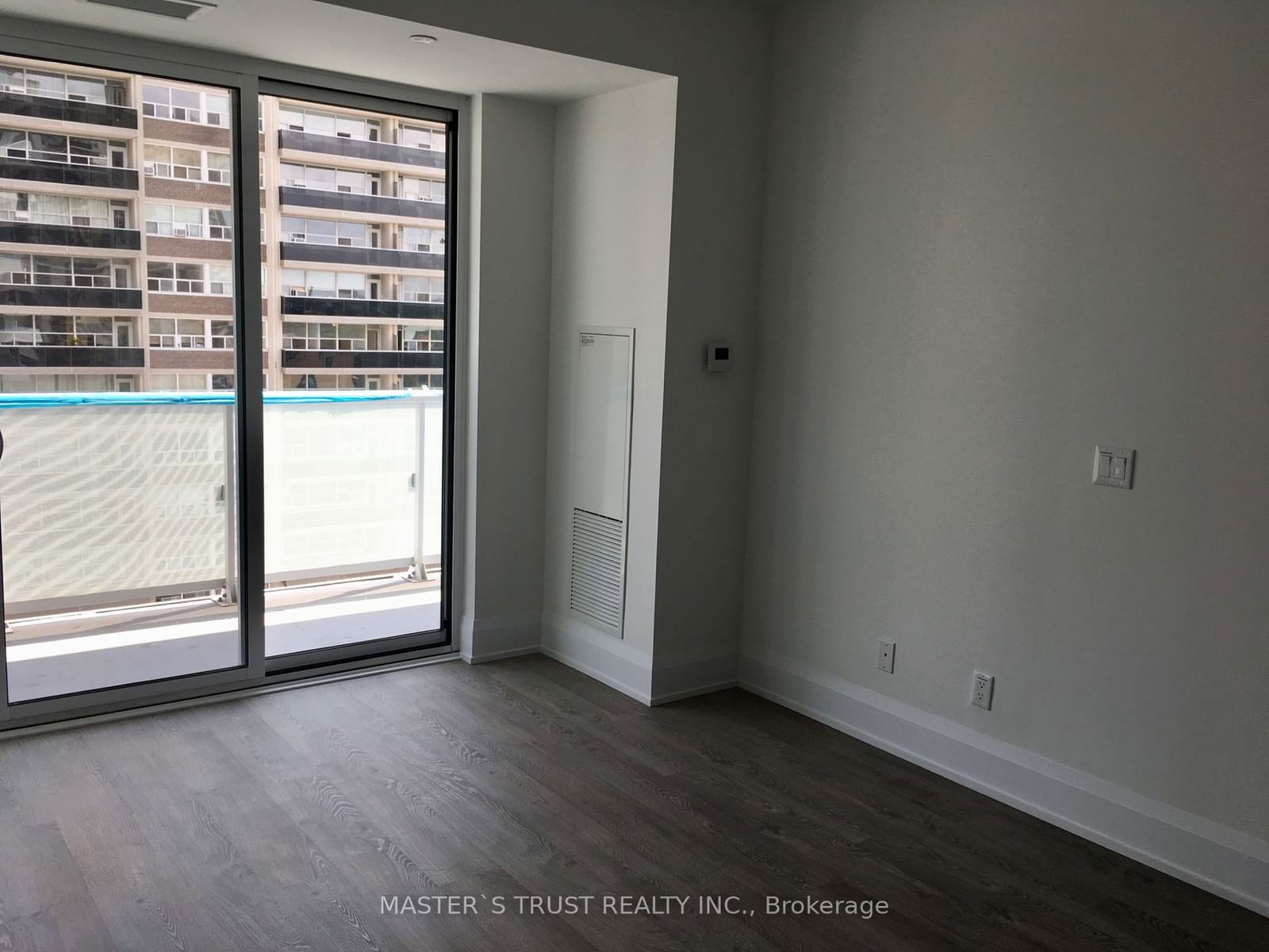 101 Erskine Ave, unit 1308 for rent