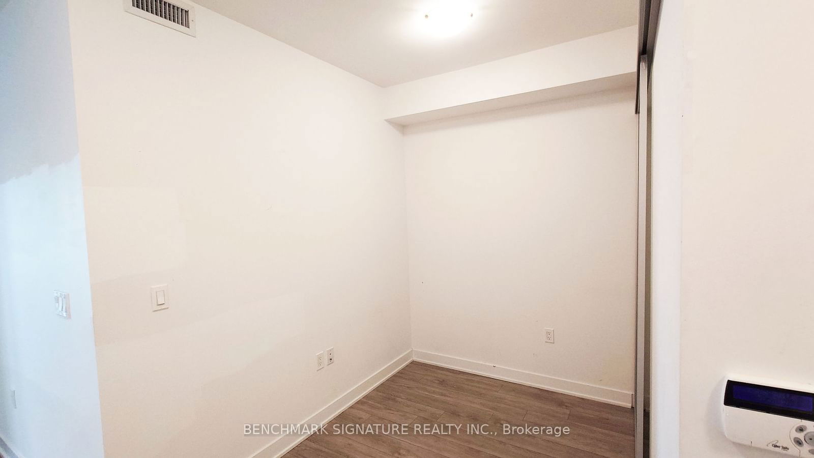 99 Broadway Ave, unit 2811 for sale