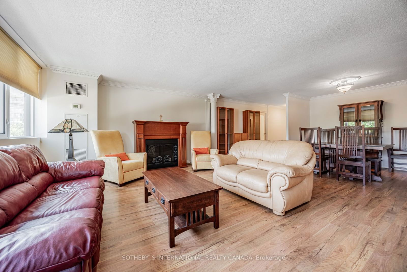 256 Jarvis St, unit 3B for sale