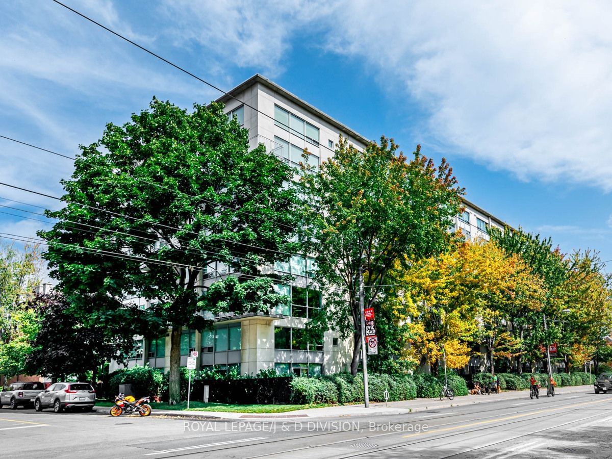 954 King St W, unit 326 for sale