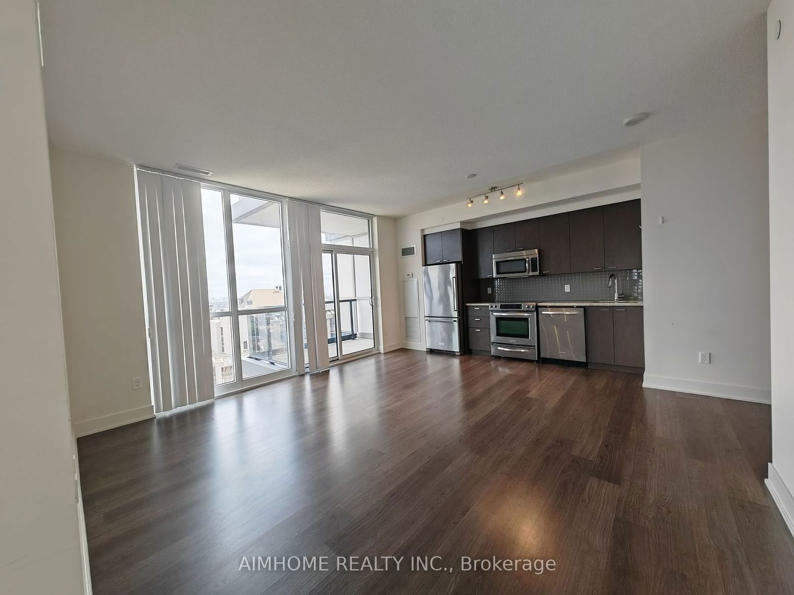 88 Sheppard Ave E, unit 2009 for rent