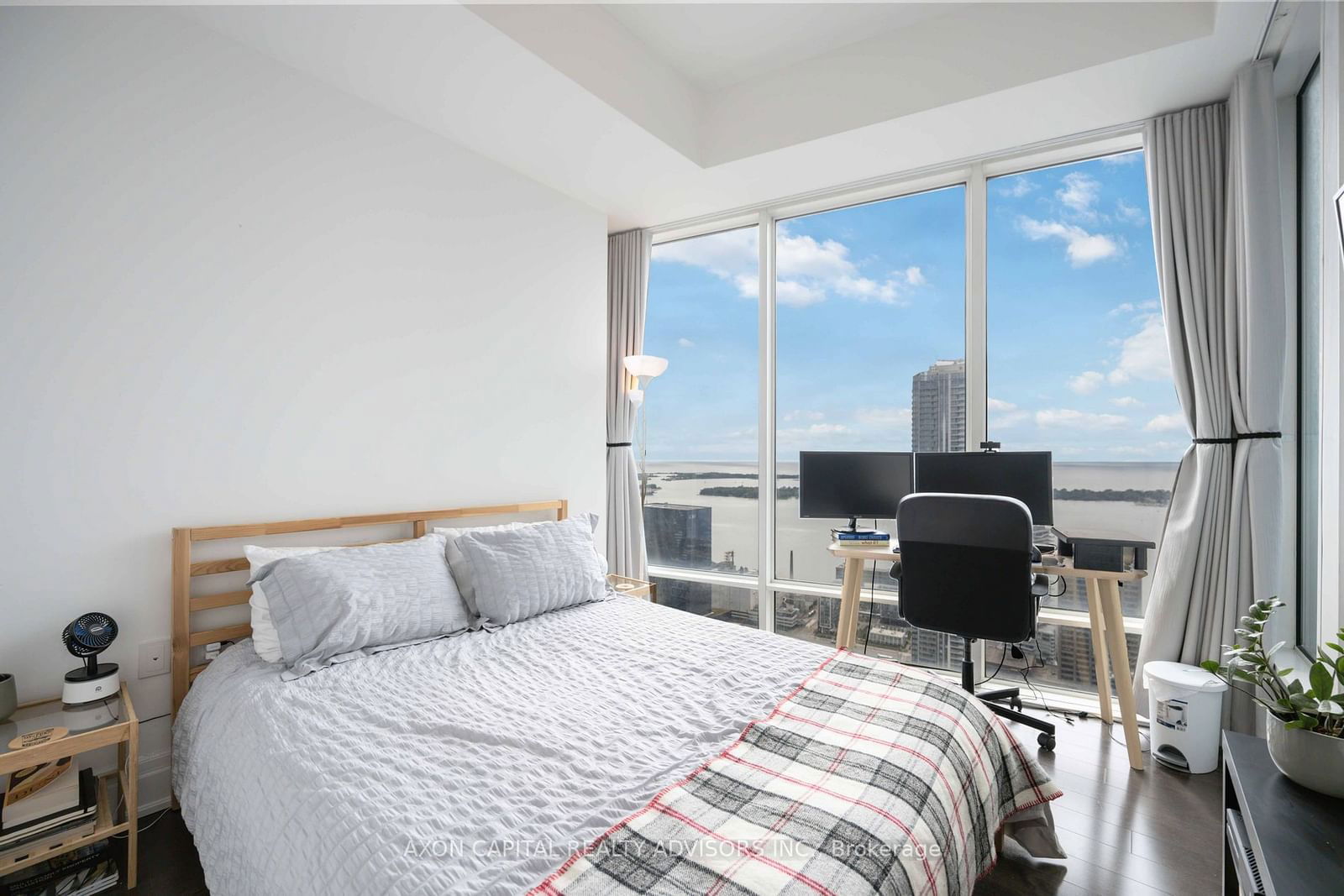 8 The Esplanade, unit 5409 for sale