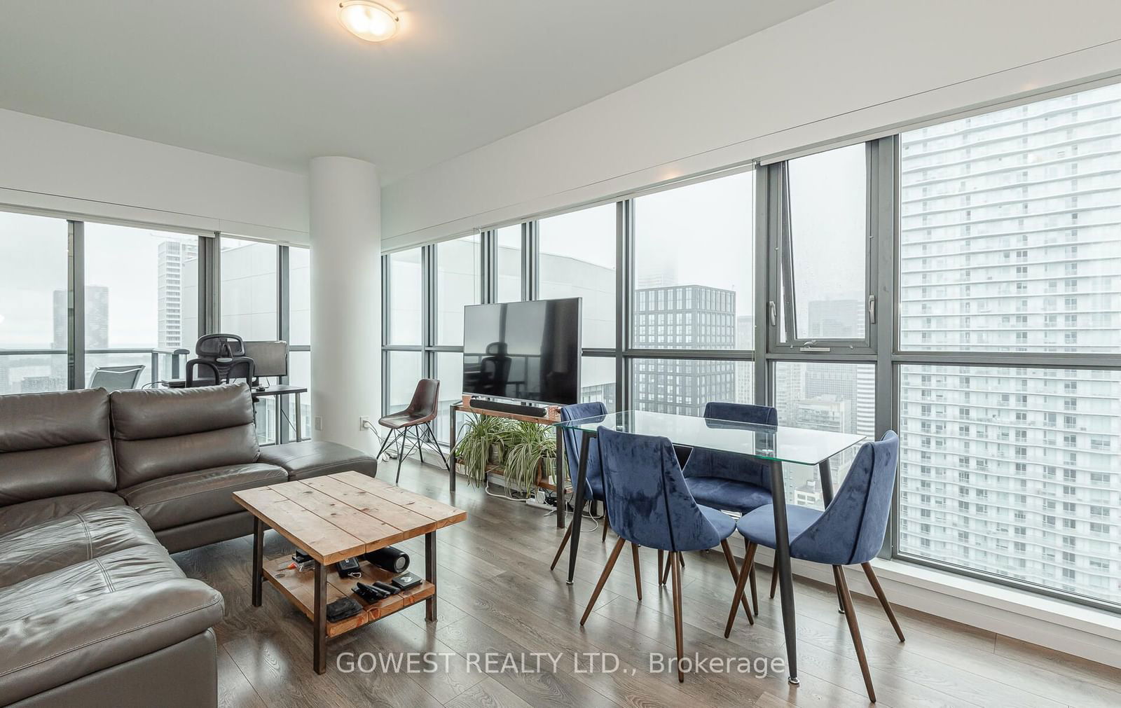 159 Dundas St E, unit 3601 for rent