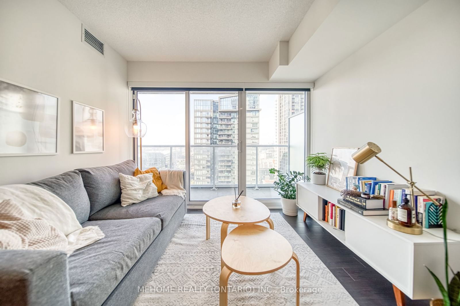 17 Bathurst St, unit 2907 for sale