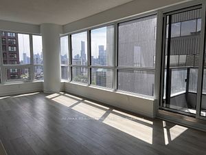 395 Bloor St E, unit 2302 for sale