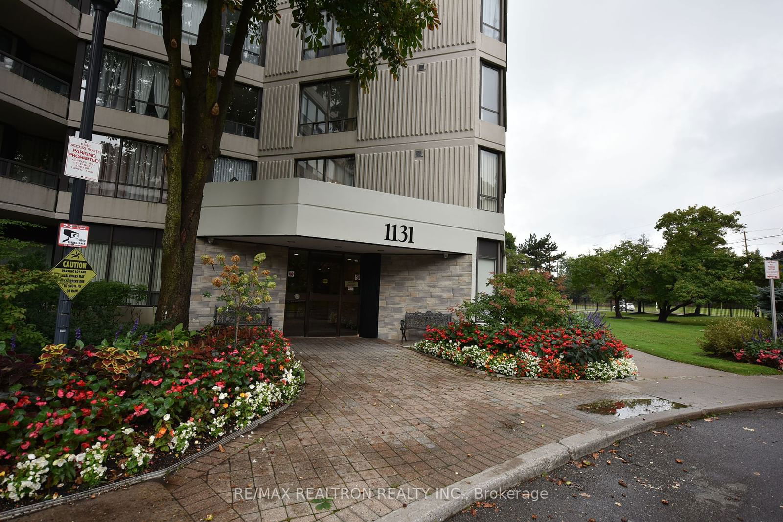 1131 Steeles Ave W, unit 1001 for rent