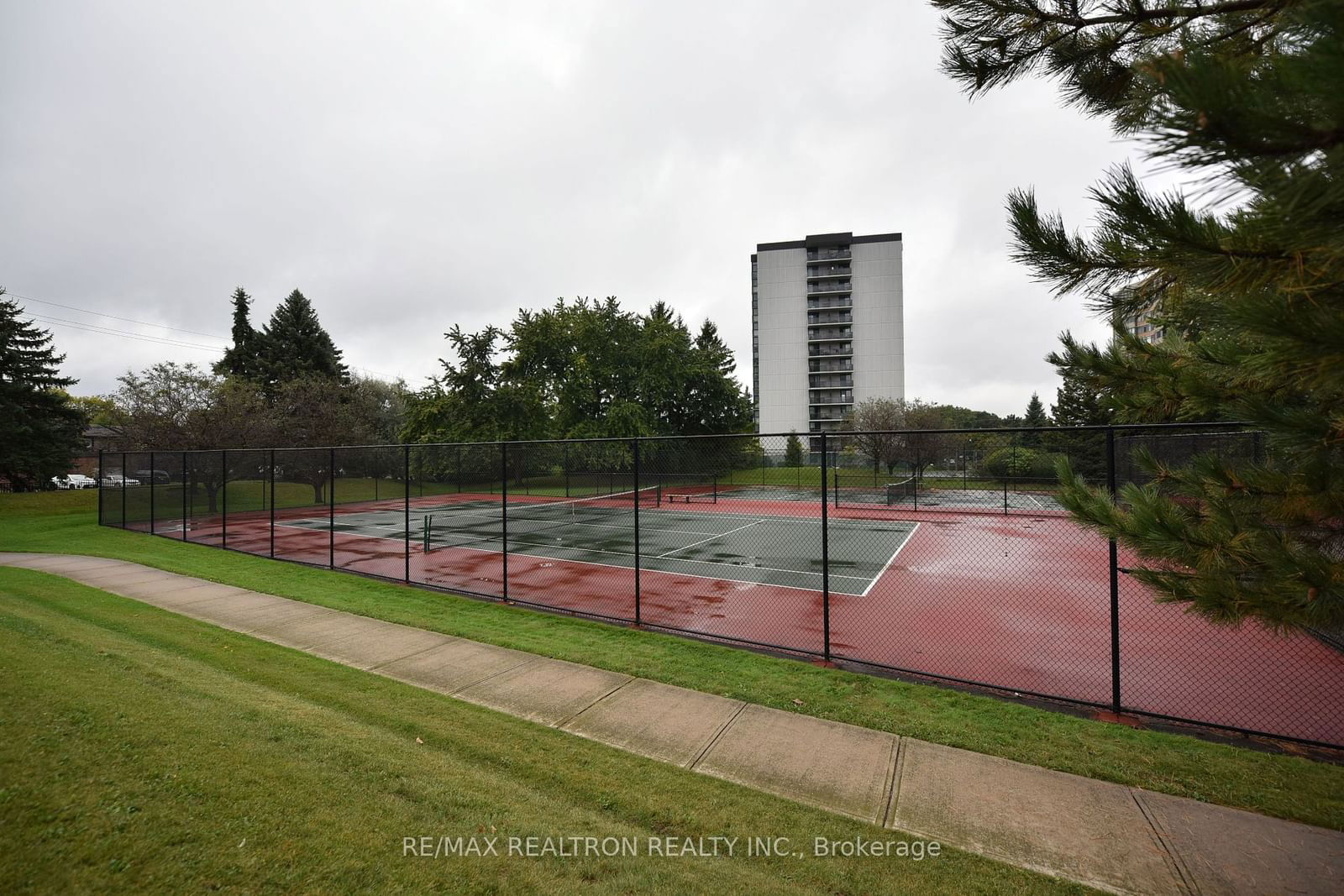 1131 Steeles Ave W, unit 1001 for rent