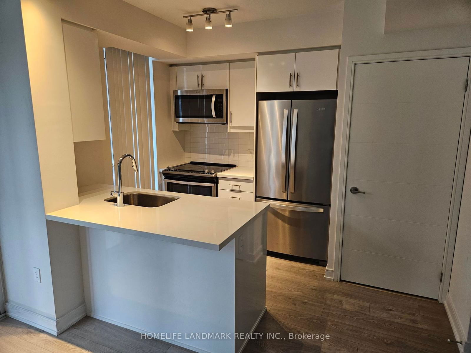 50 Wellesley St E, unit 701 for rent