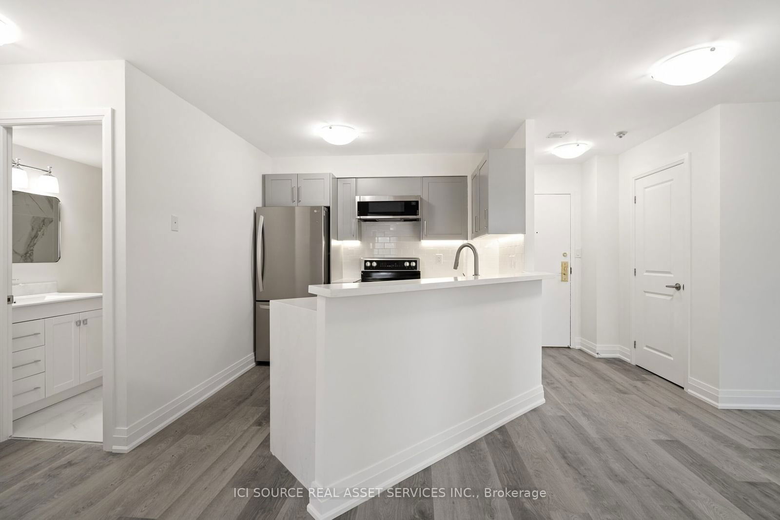 25 Grenville St, unit 2102 for rent