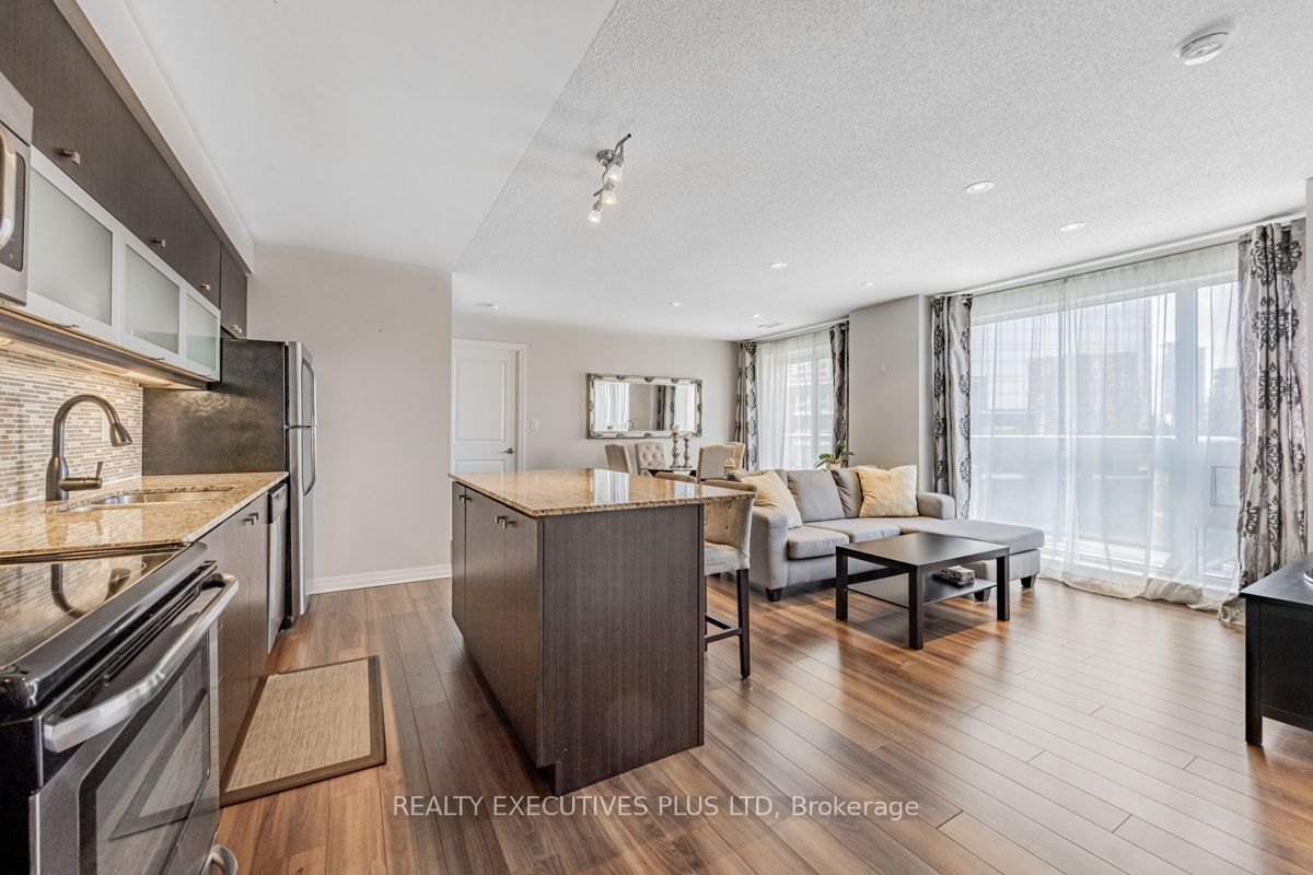 2015 Sheppard Ave E, unit 404 for sale