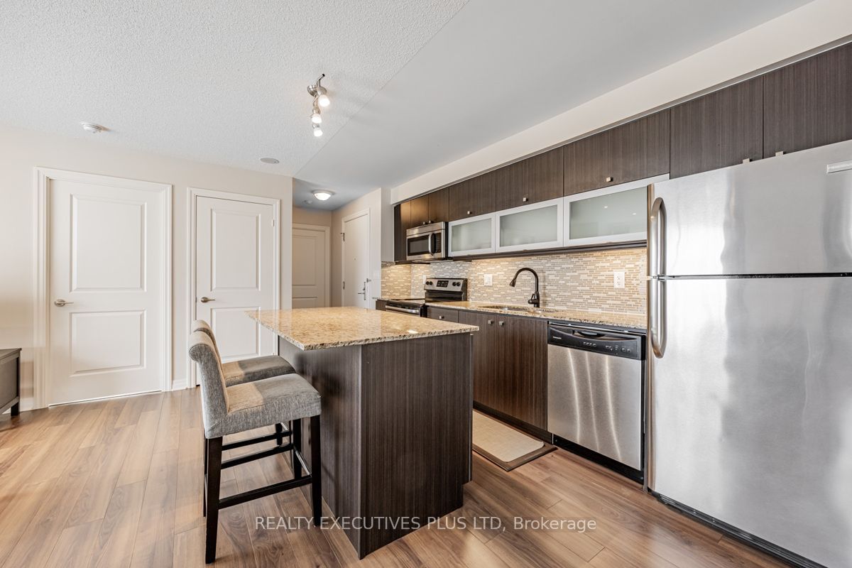 2015 Sheppard Ave E, unit 404 for sale