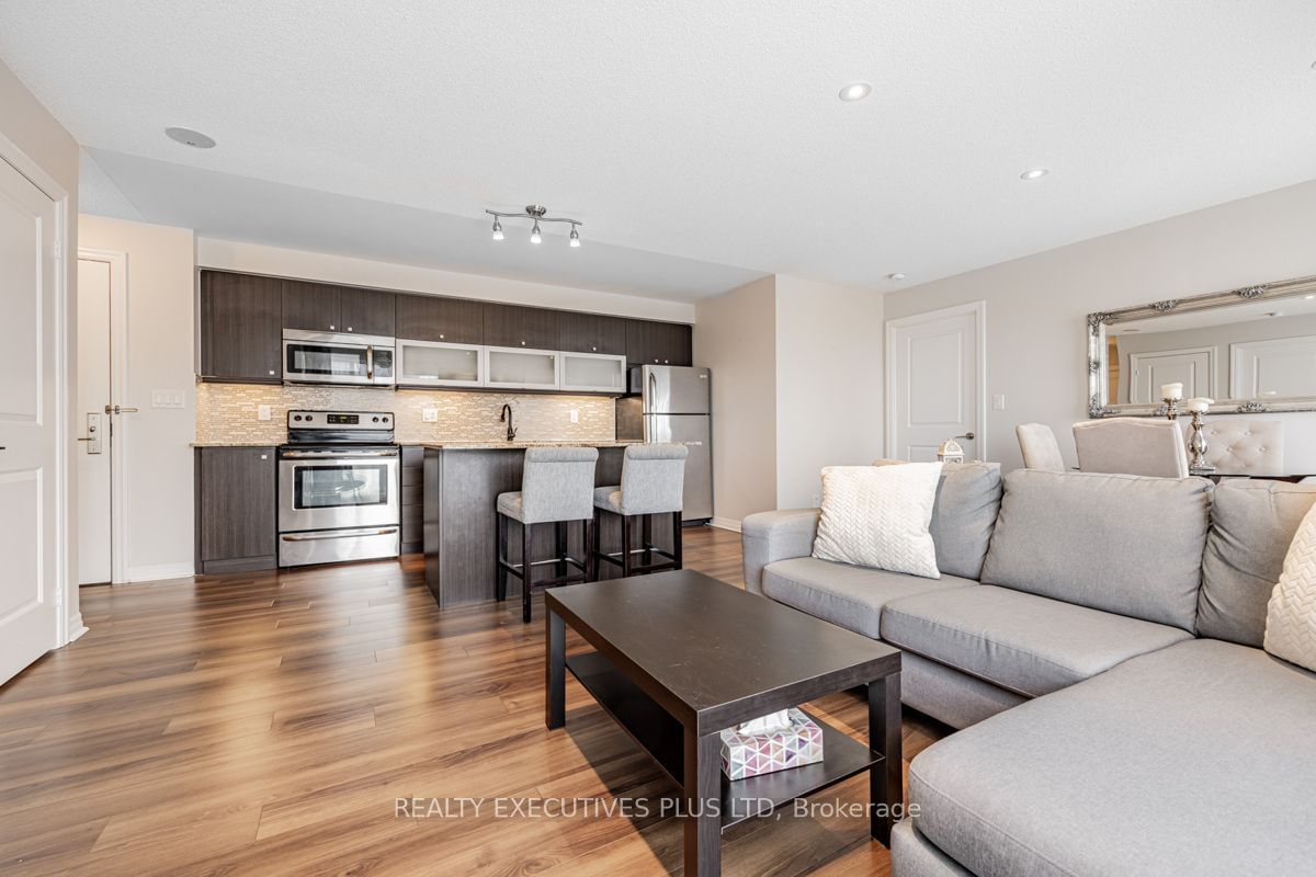 2015 Sheppard Ave E, unit 404 for sale