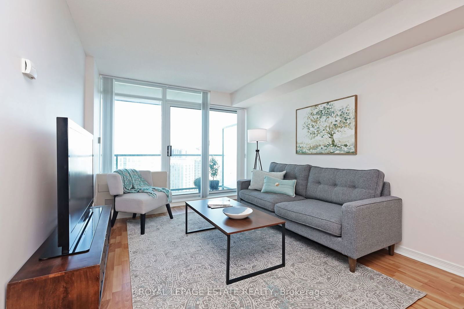 5500 Yonge St, unit 2211 for sale