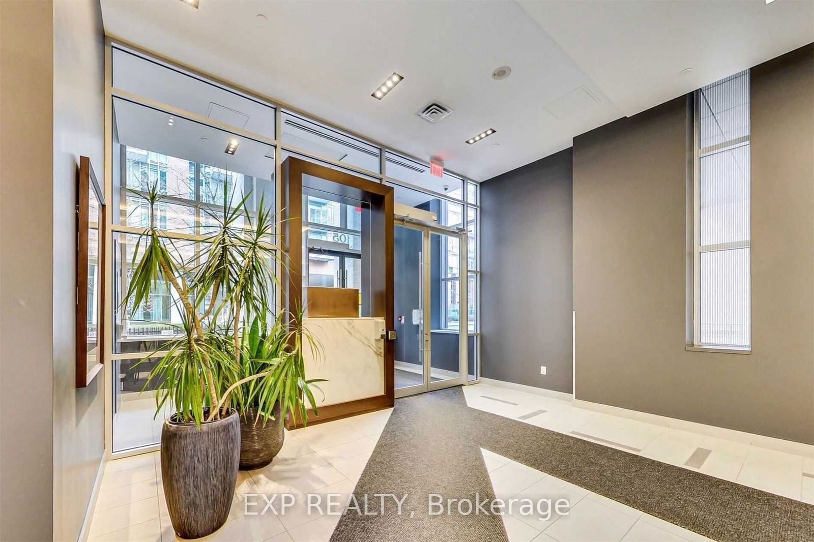 105 George St, unit 705 for rent