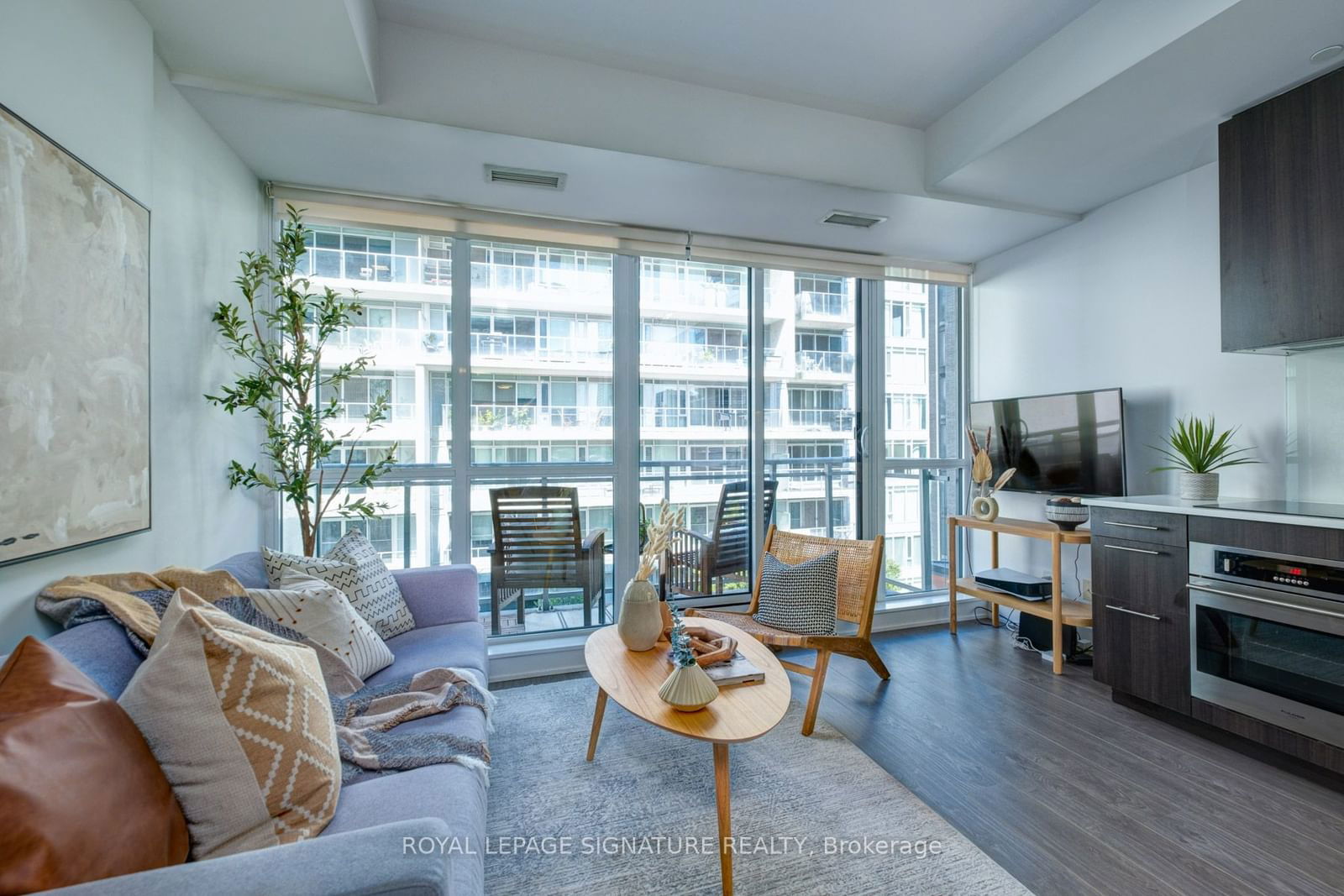 508 WELLINGTON St W, unit 509 for sale