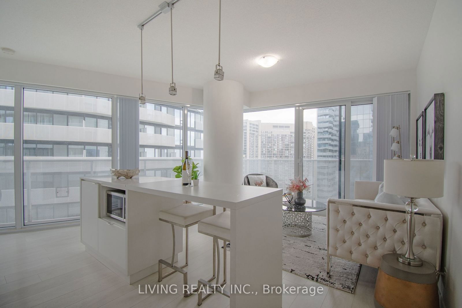 100 Harbour St, unit 2107 for sale