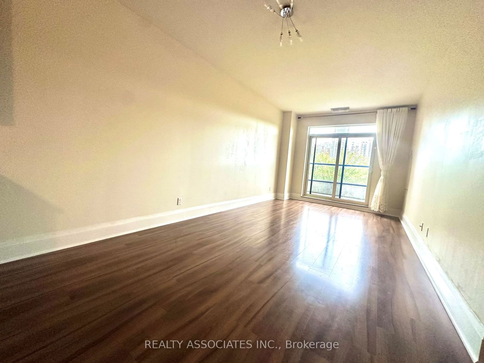 100 Harrison Garden Blvd, unit 318 for rent