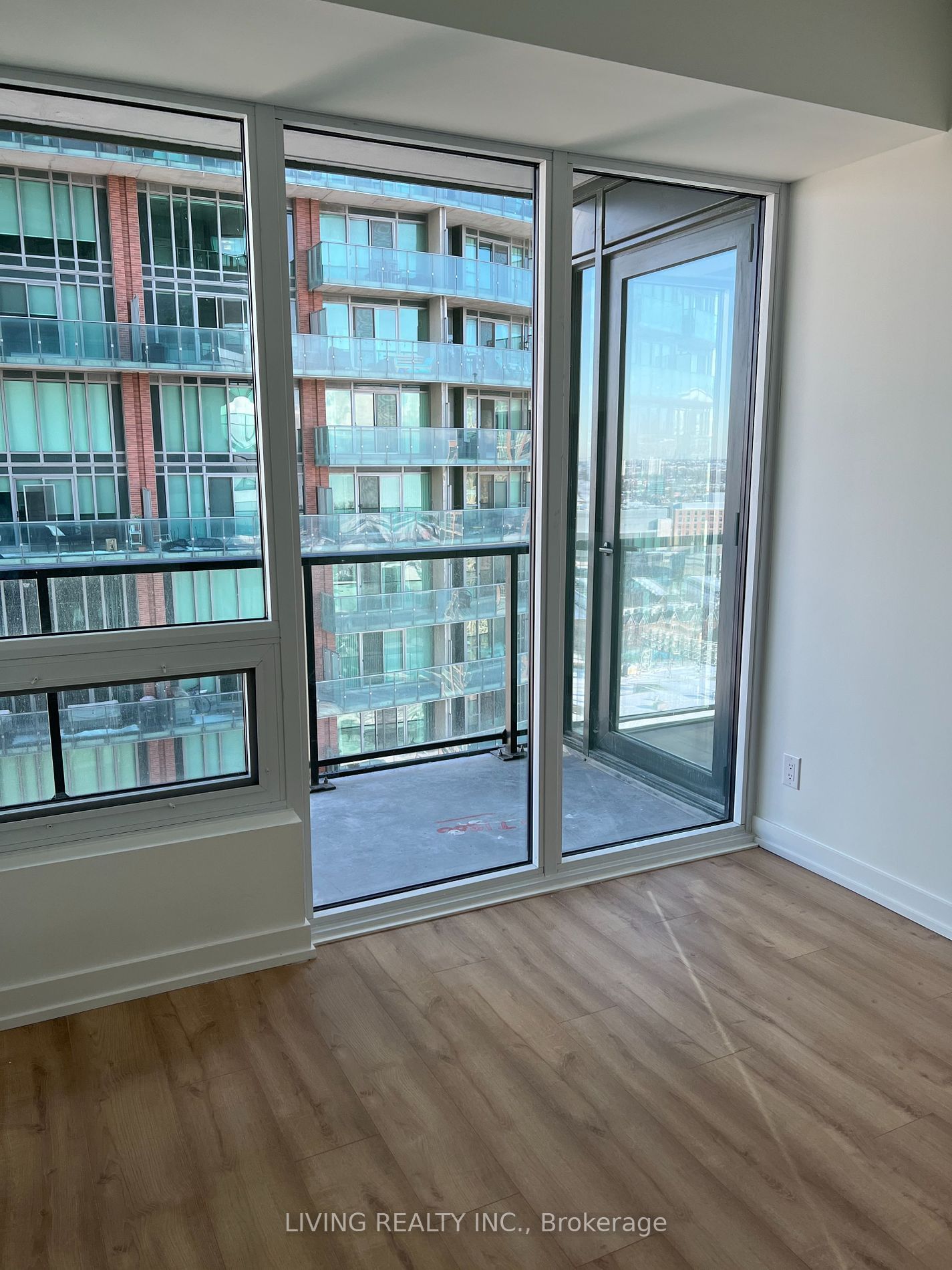 135 East Liberty St, unit 1809 for rent