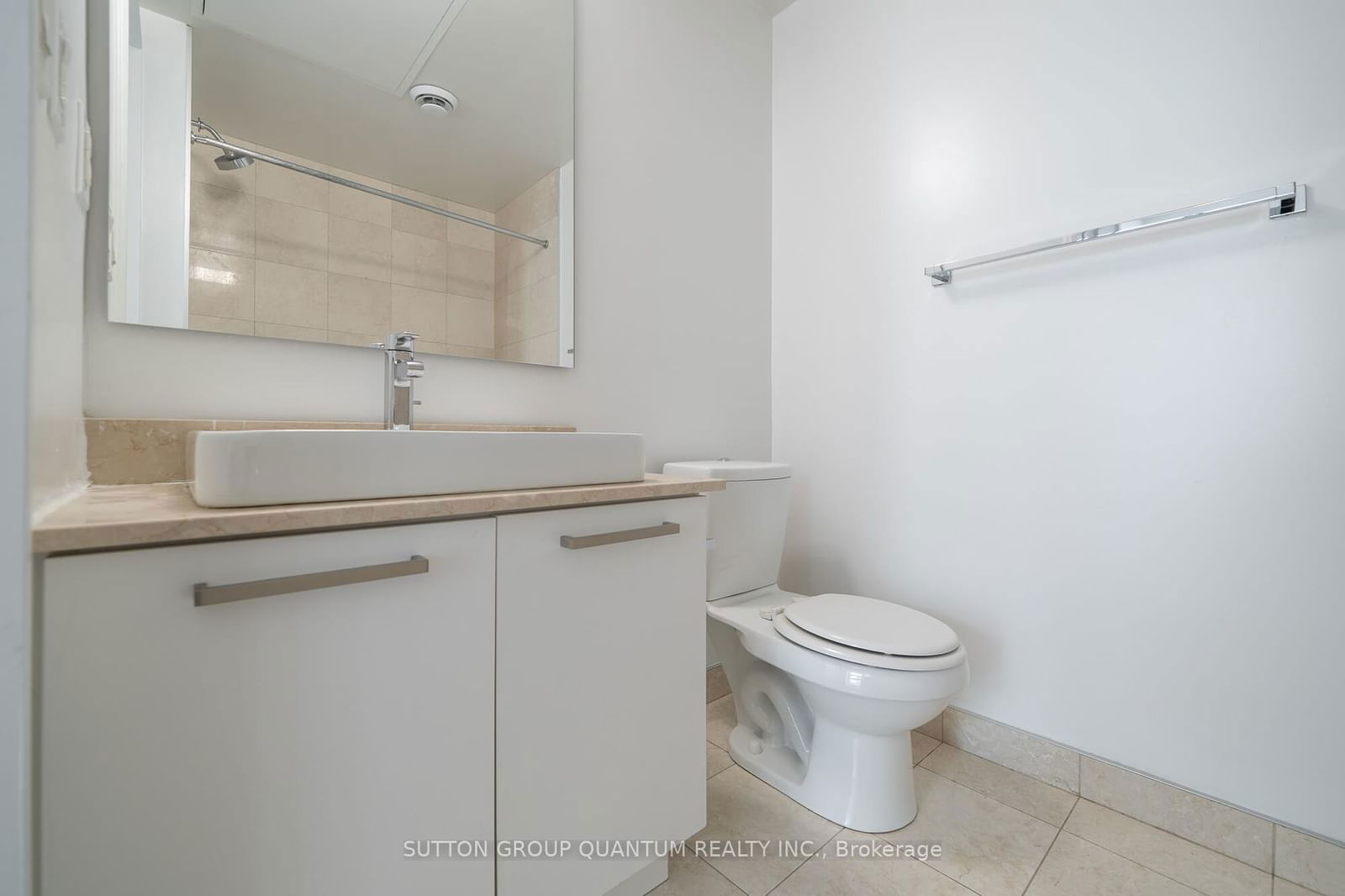 12 York St, unit 802 for rent