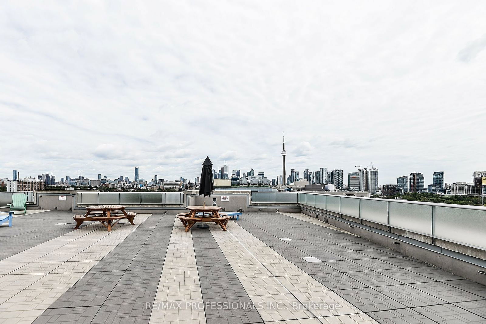 1 Shaw St, unit 727 for sale