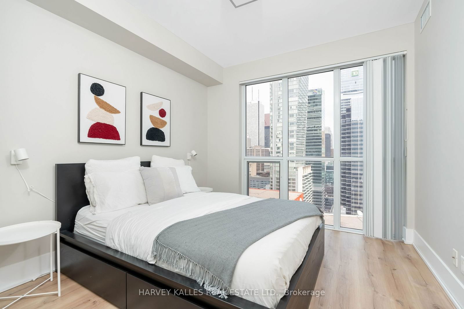 300 Front St W, unit 3008 for sale