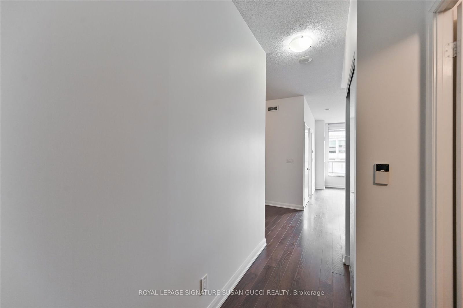 500 Sherbourne St, unit 907 for sale