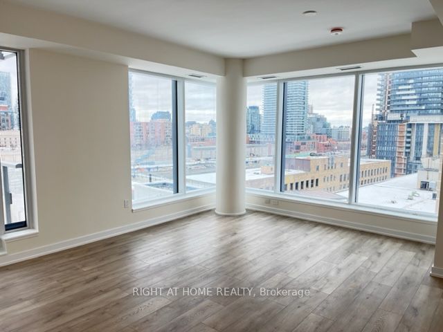 28 Freeland St, unit 907 for rent