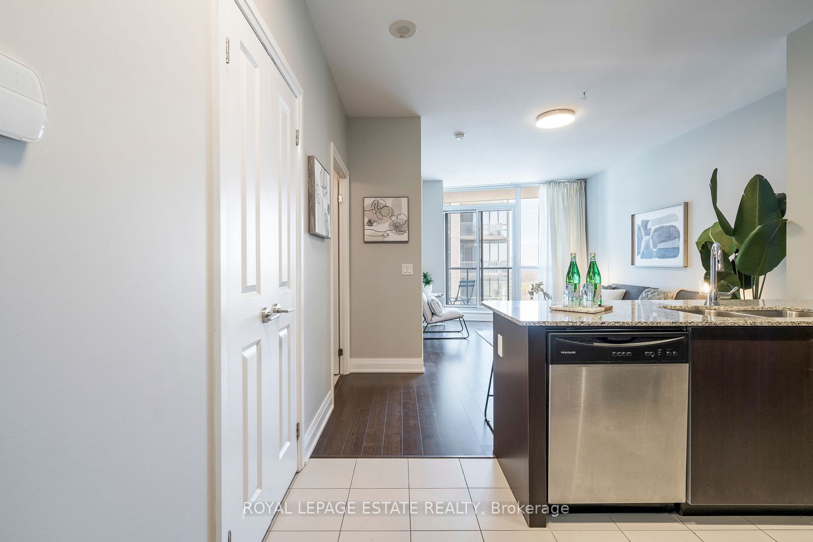 530 St. Clair Ave W, unit 1506 for sale