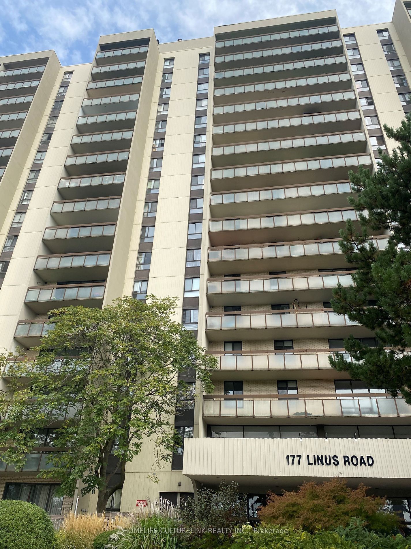 177 Linus Rd, unit 201 for rent