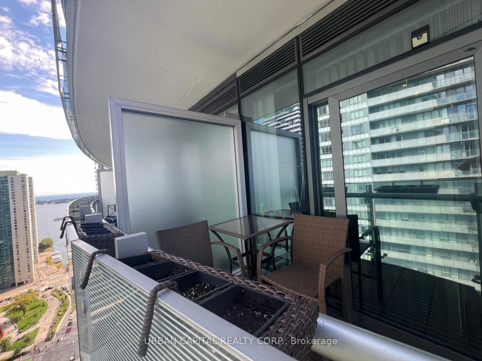 14 York St, unit 2511 for rent