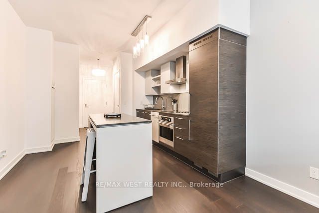 1030 King St W, unit 431 for sale