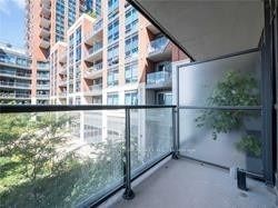 31 Tippett Rd, unit 210 for rent