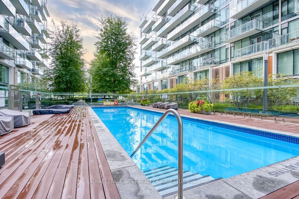 39 Queens Quay E, unit 201 for sale