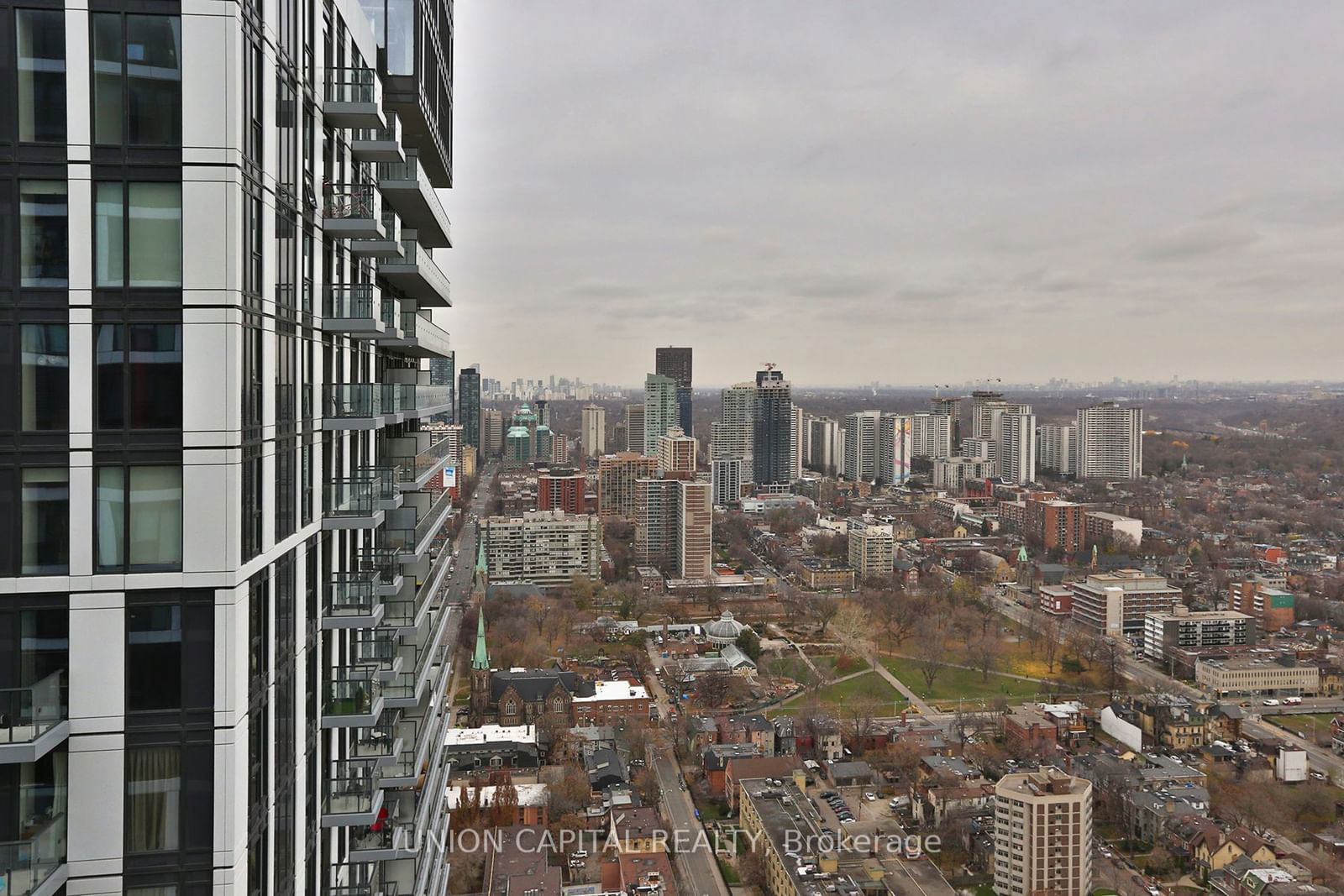 181 Dundas St E, unit 5103 for rent