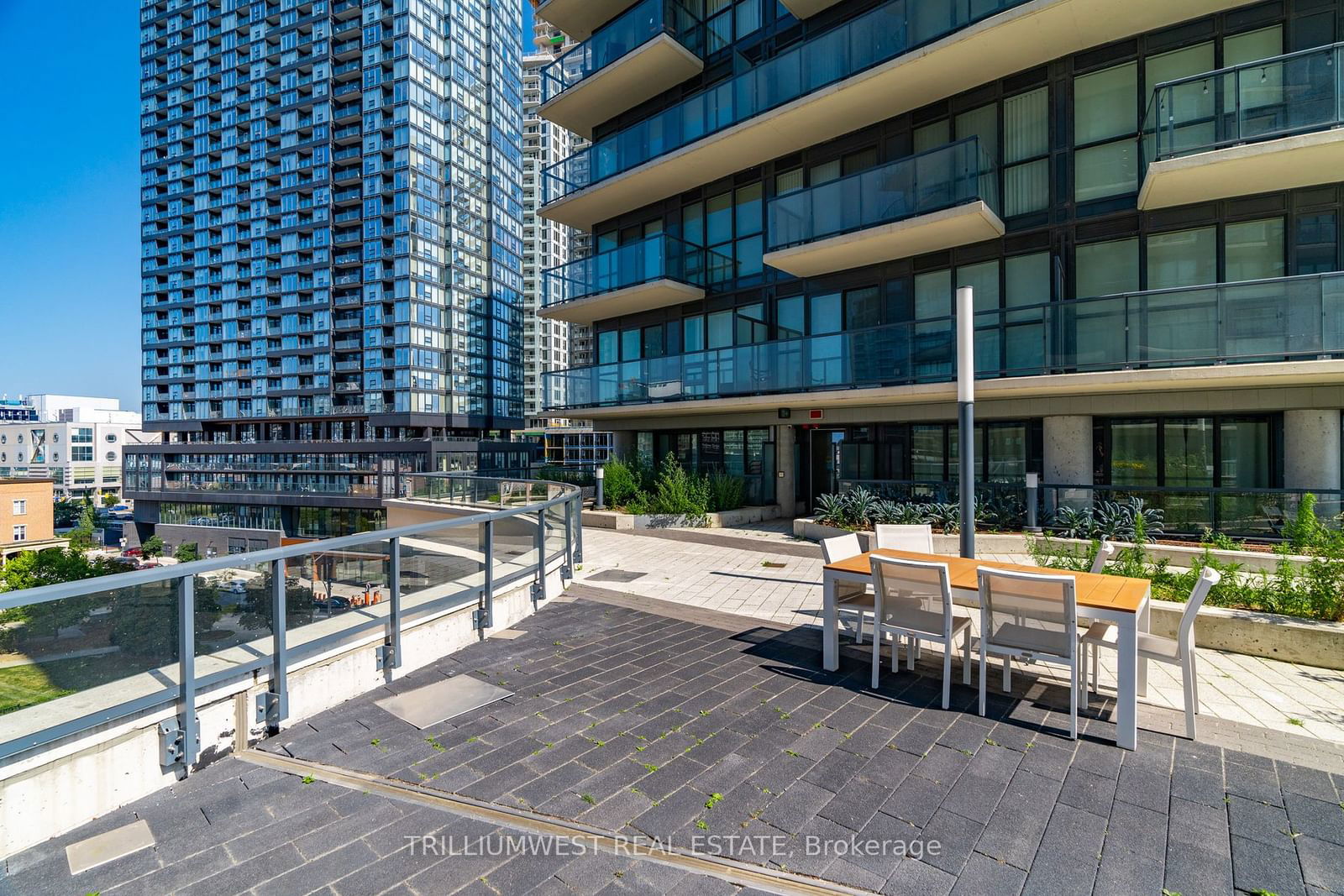 51 East Liberty St, unit 1516 for sale