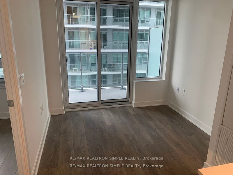 195 Redpath Ave, unit 2515 for rent