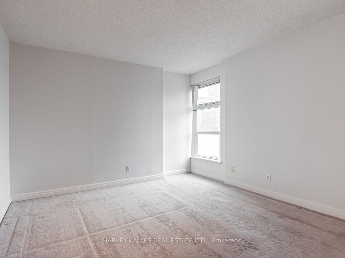 50 Lombard St, unit 2101 for sale