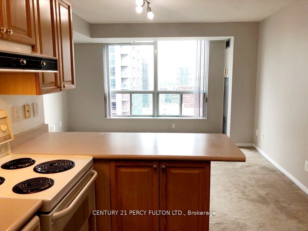 750 Bay St, unit 3201 for rent