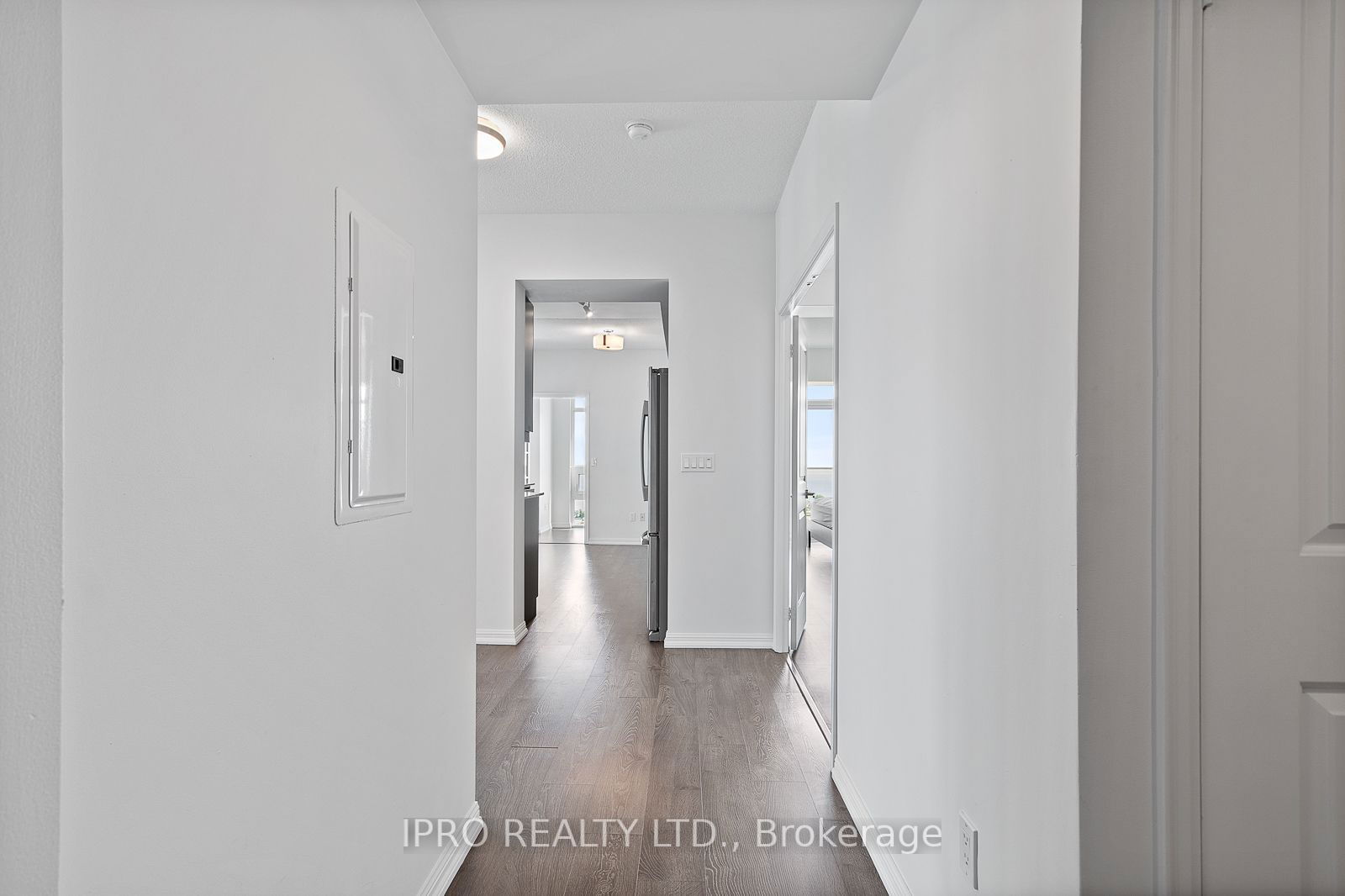 65 East Liberty St, unit 2302 for rent